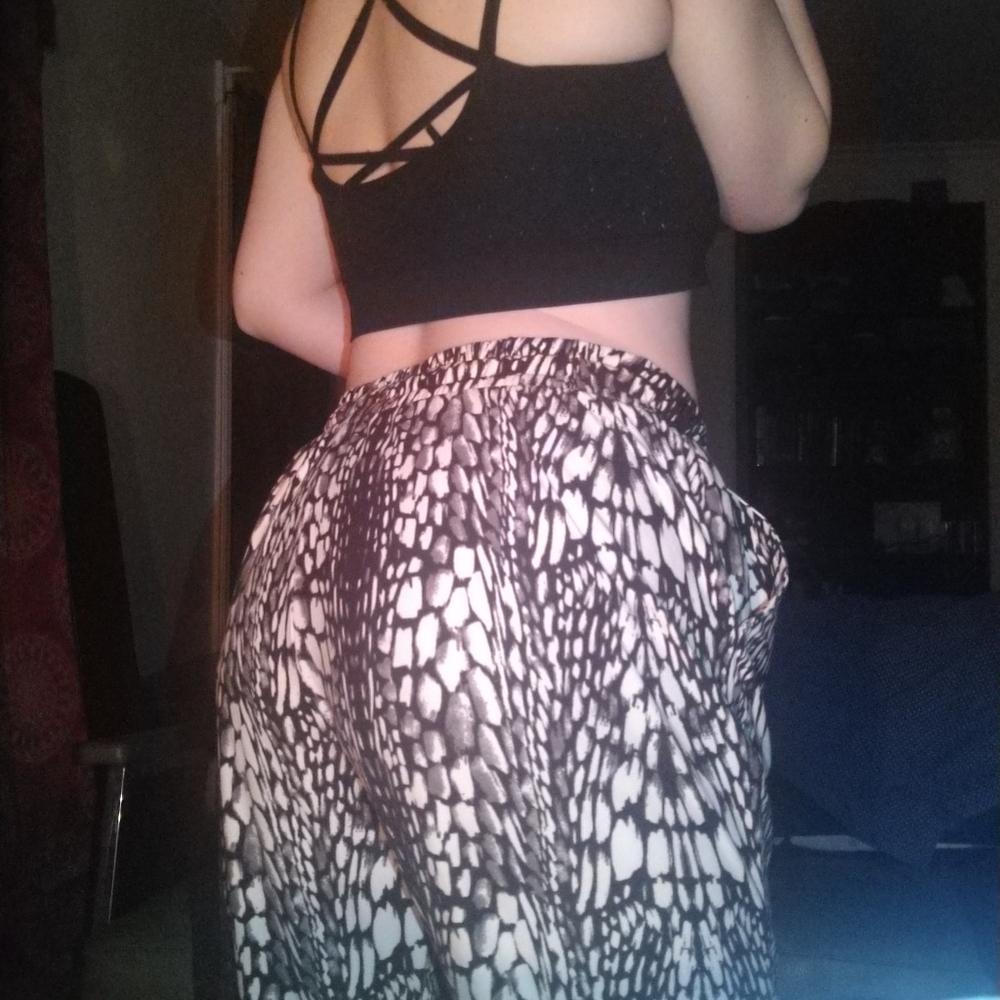Animal print hot kiss joggers